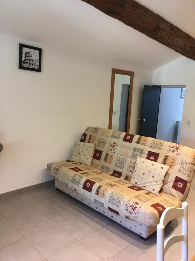 Villa Juste Derriere Chez Nous Boulbon Exterior foto