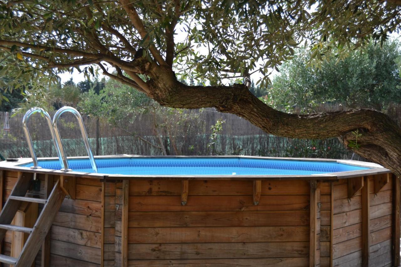 Villa Juste Derriere Chez Nous Boulbon Exterior foto