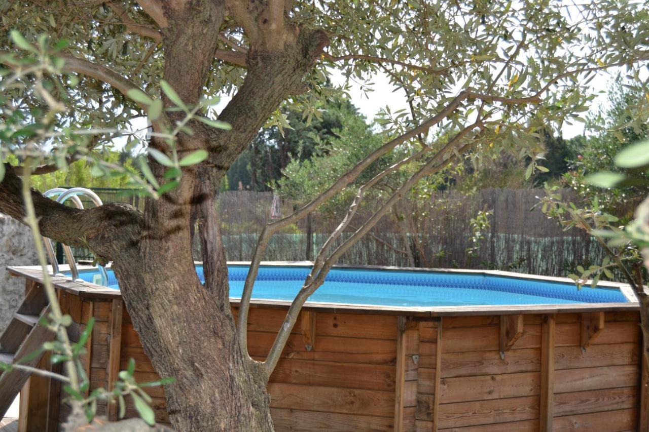 Villa Juste Derriere Chez Nous Boulbon Exterior foto